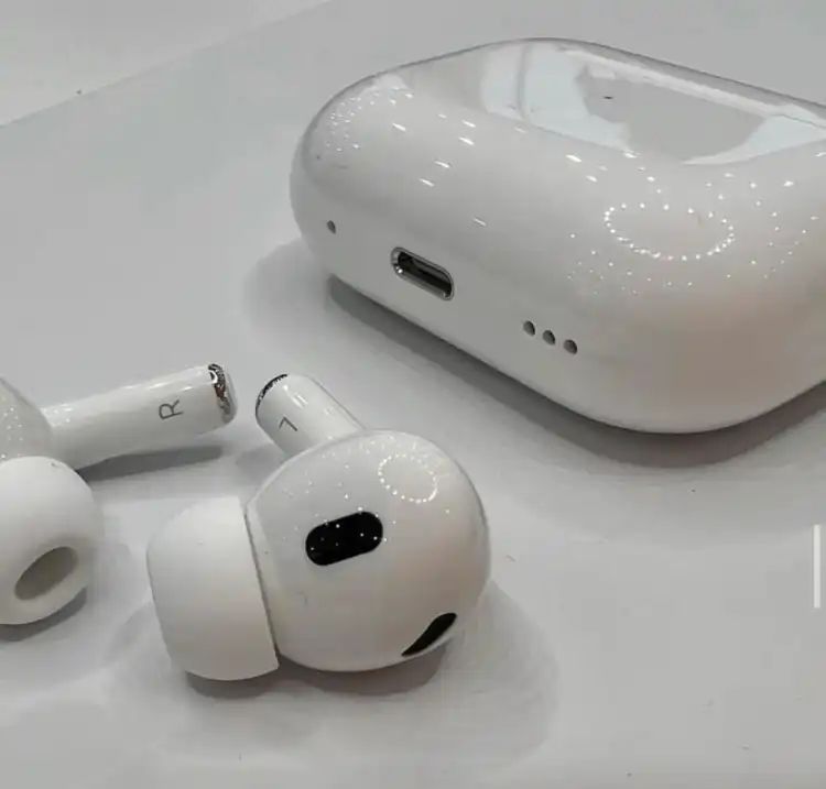 Apple Airpods Pro 2 ANC Buzzer+volume+Dorri Wirless Charging Typ C TITANIUM Quality